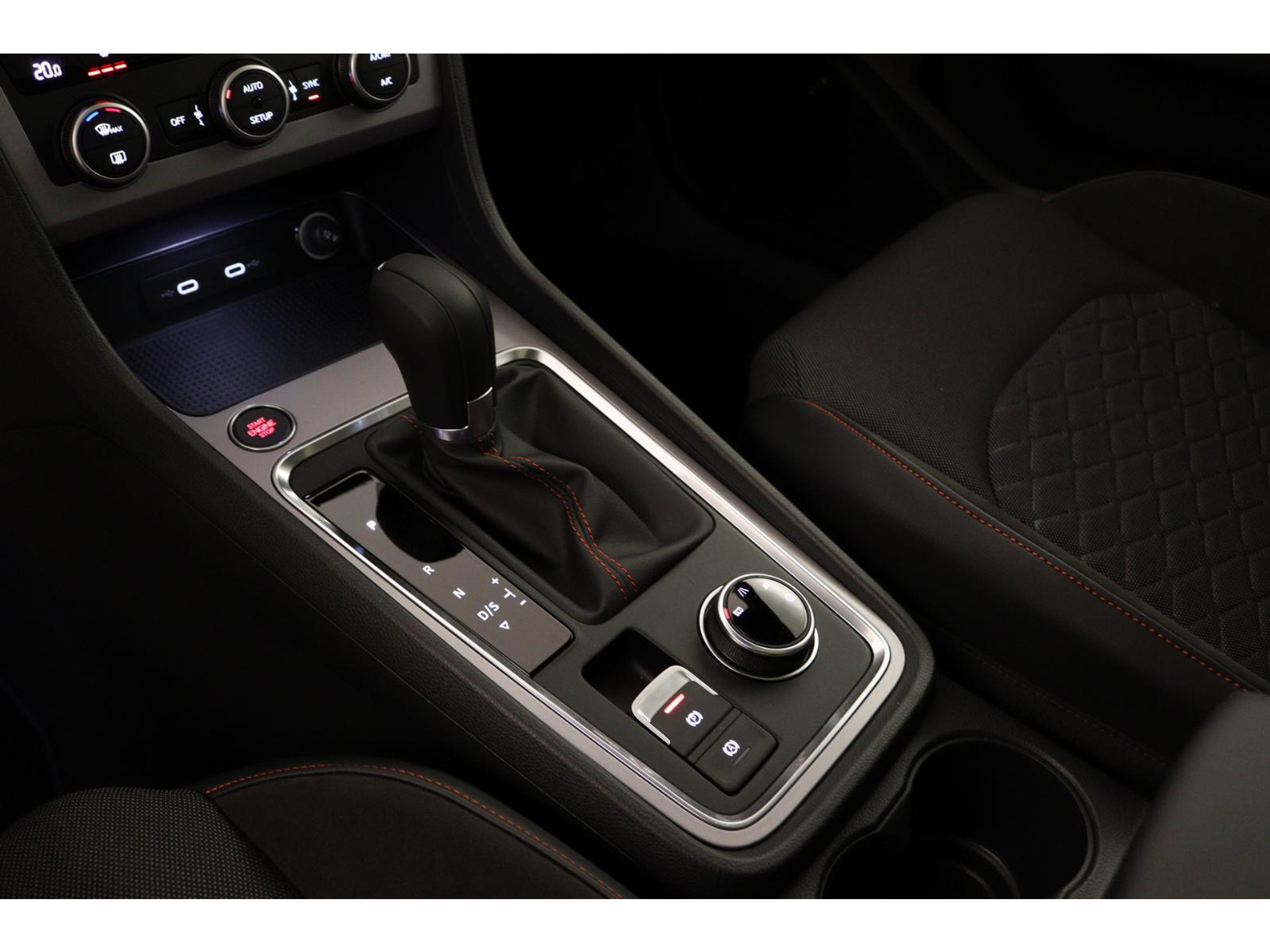 SEAT - Ateca 1.5 TSI 150 7DSG FR Business Intense - 2022