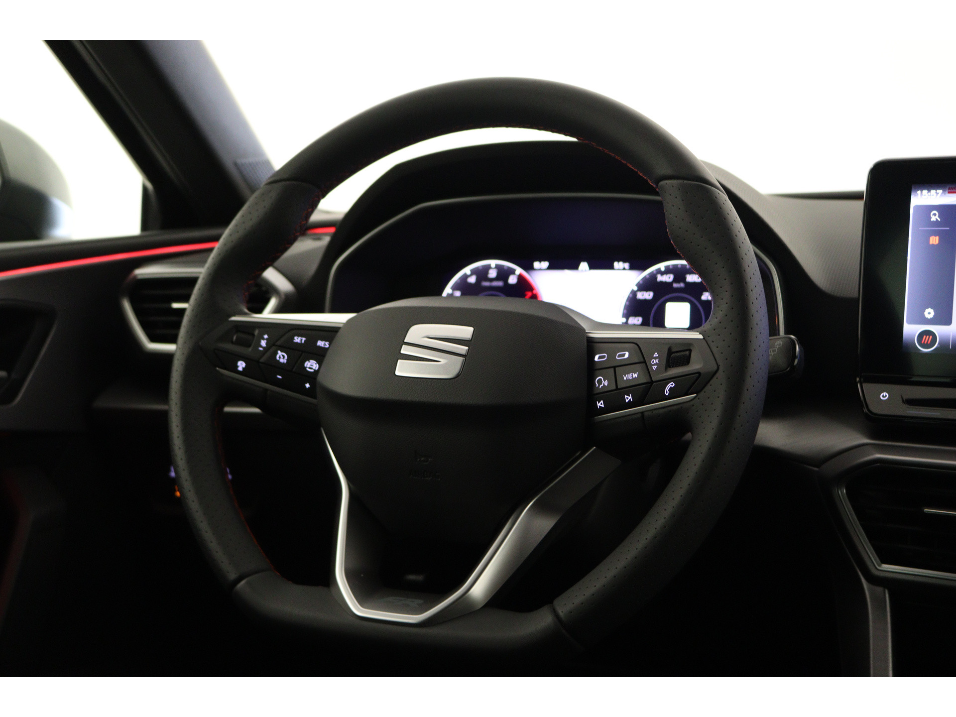 SEAT - Leon 5-deurs 1.5 TSI 150 6MT FR Business Intense - 2022