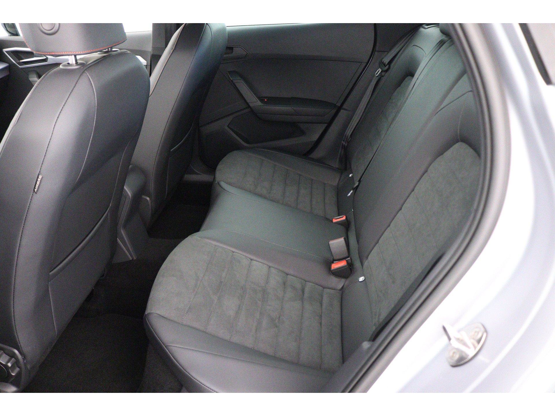 SEAT - Ibiza 1.0 EcoTSI 95 5MT FR Business Intense - 2022