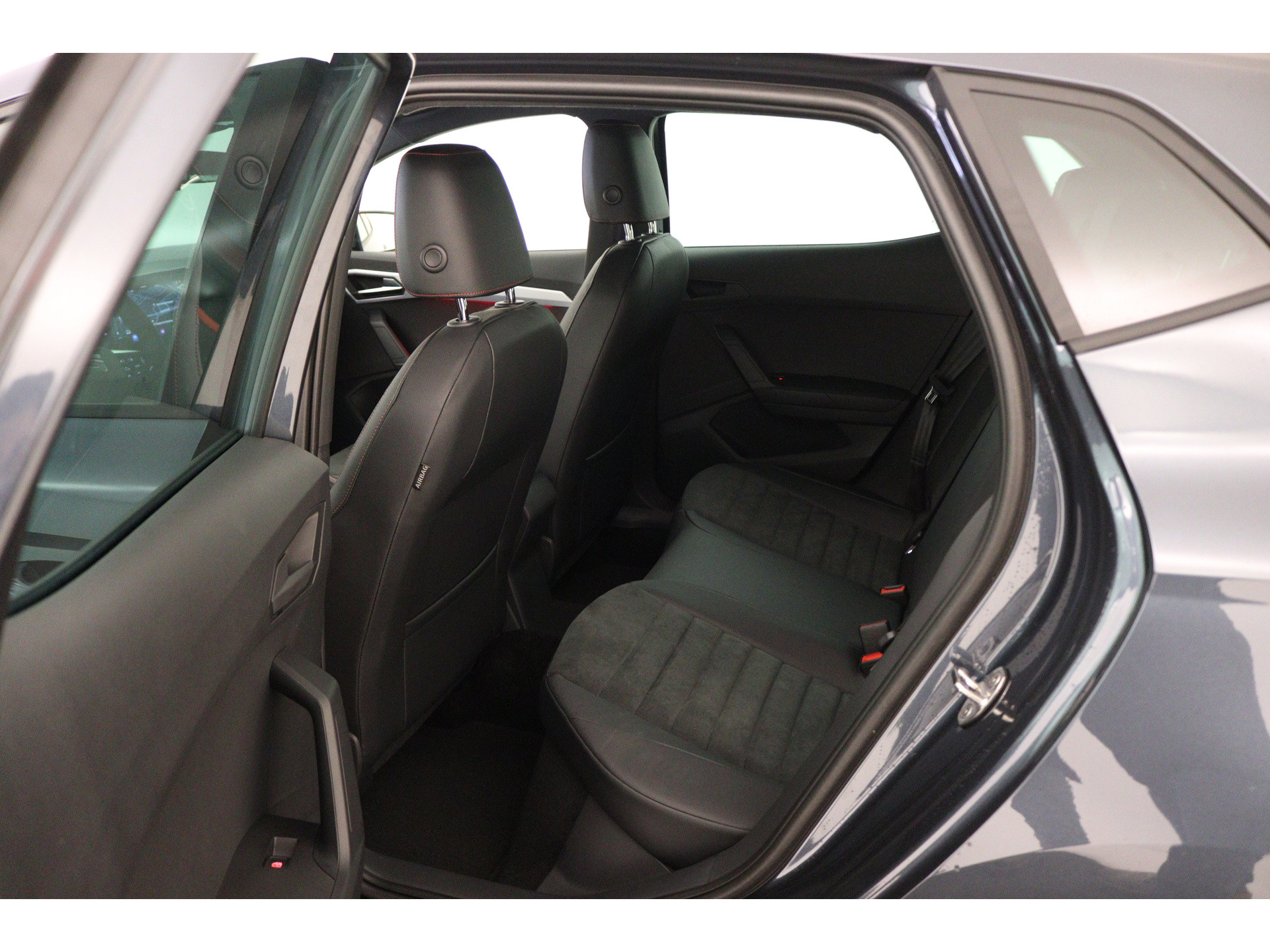 SEAT - Ibiza 1.0 EcoTSI 95 5MT FR Business Intense - 2023