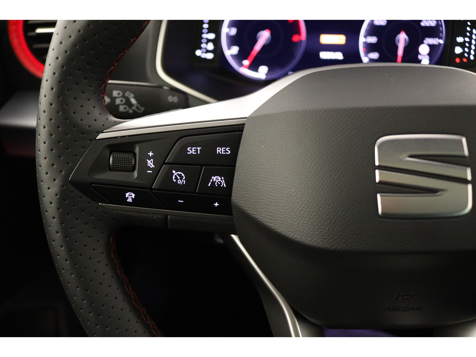 SEAT - Ibiza 1.0 TSI FR Plus - 2022