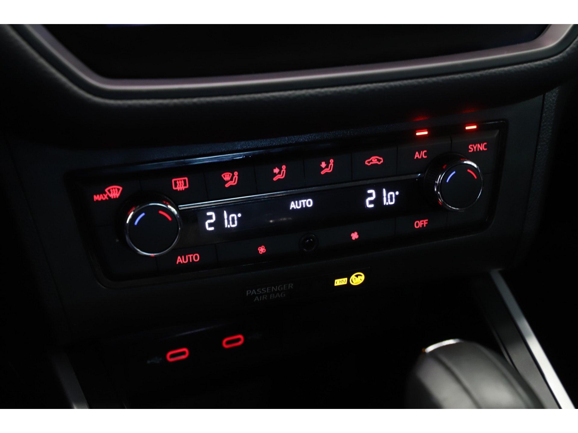 SEAT - Arona 1.0 TSI 110pk DSG FR - 2021