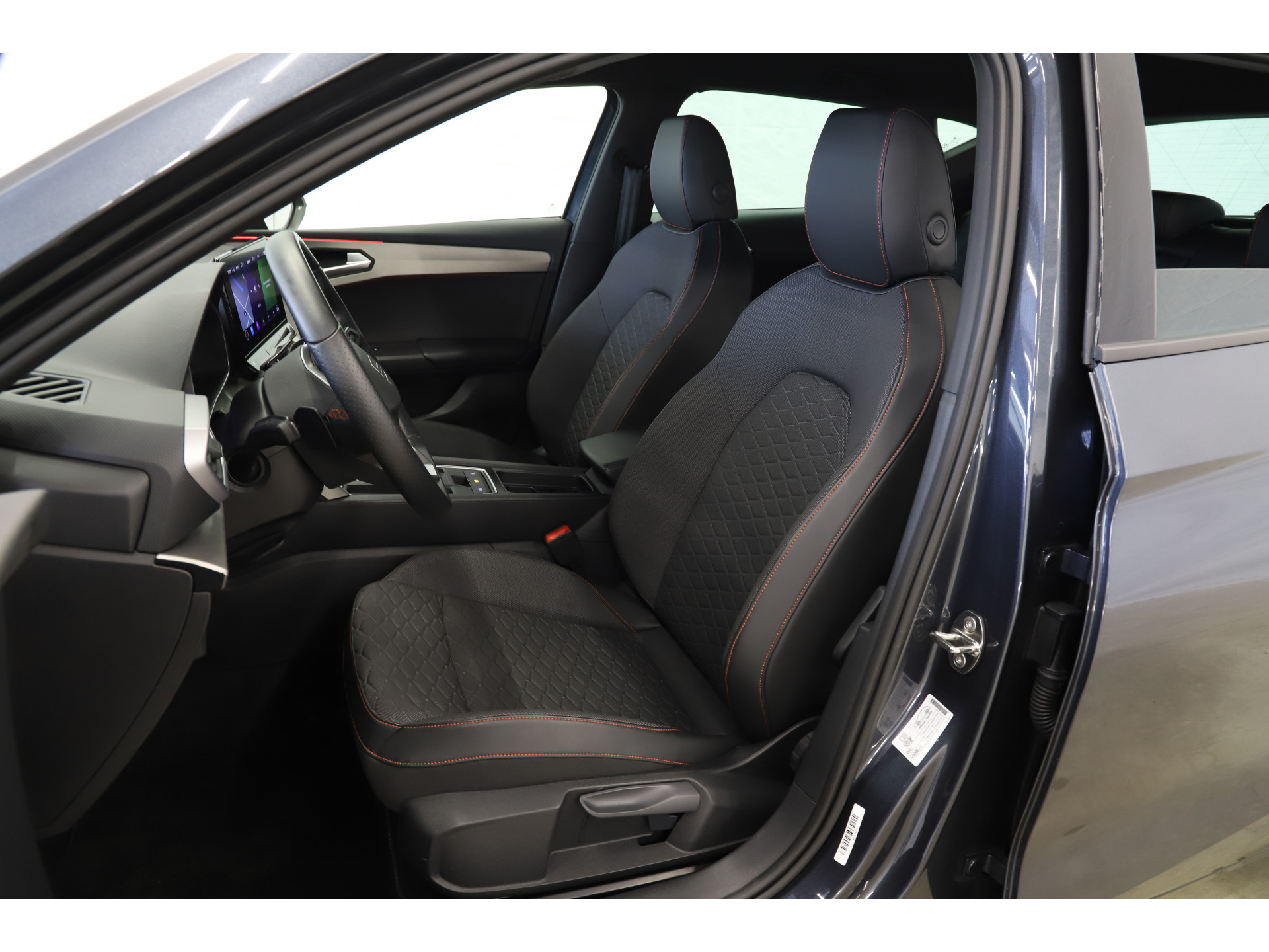 SEAT - Leon 1.5 eTSI 150pk DSG FR Business Intense - 2021