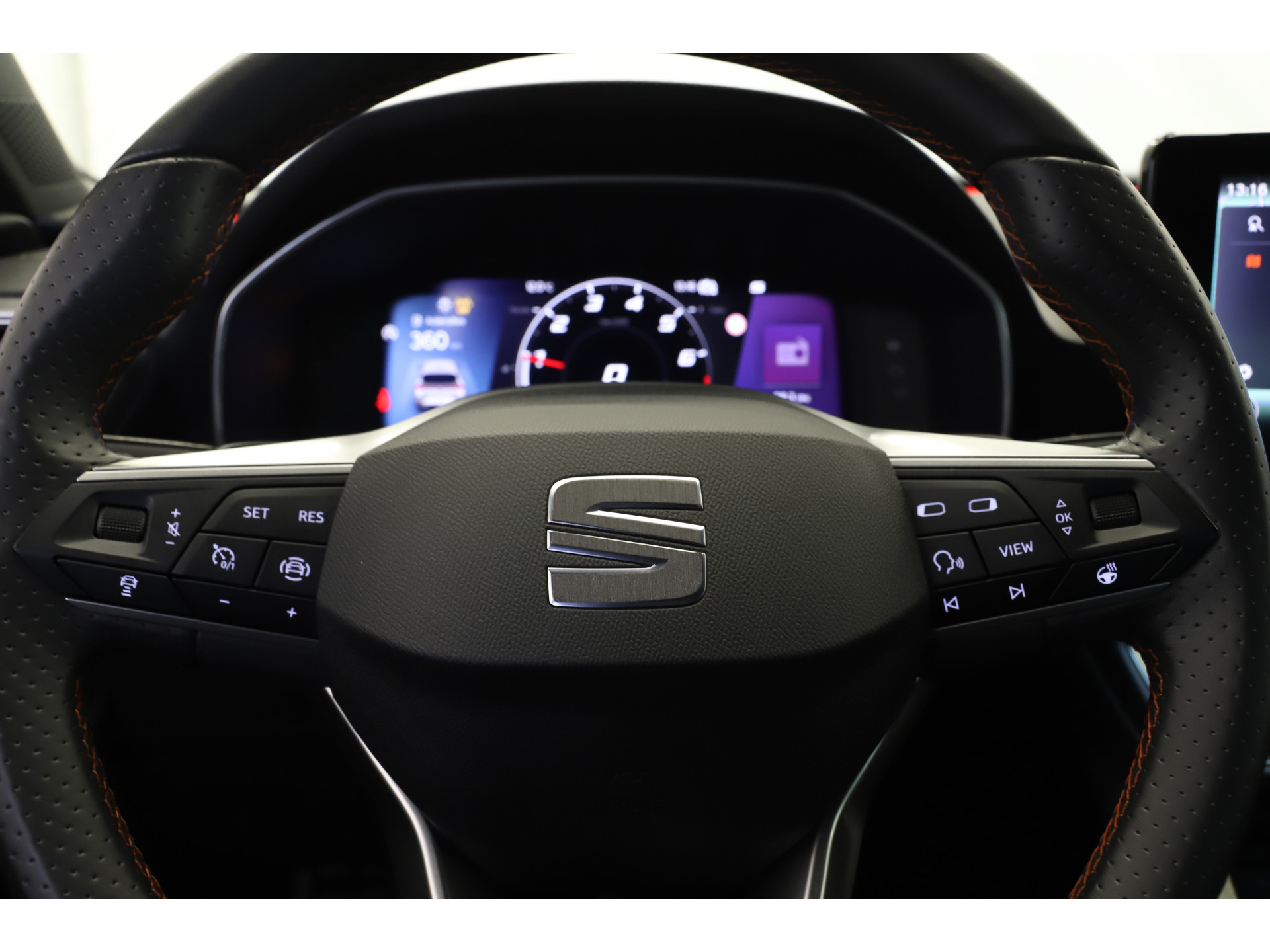 SEAT - Leon 1.5 eTSI 150pk DSG FR Business Intense - 2021