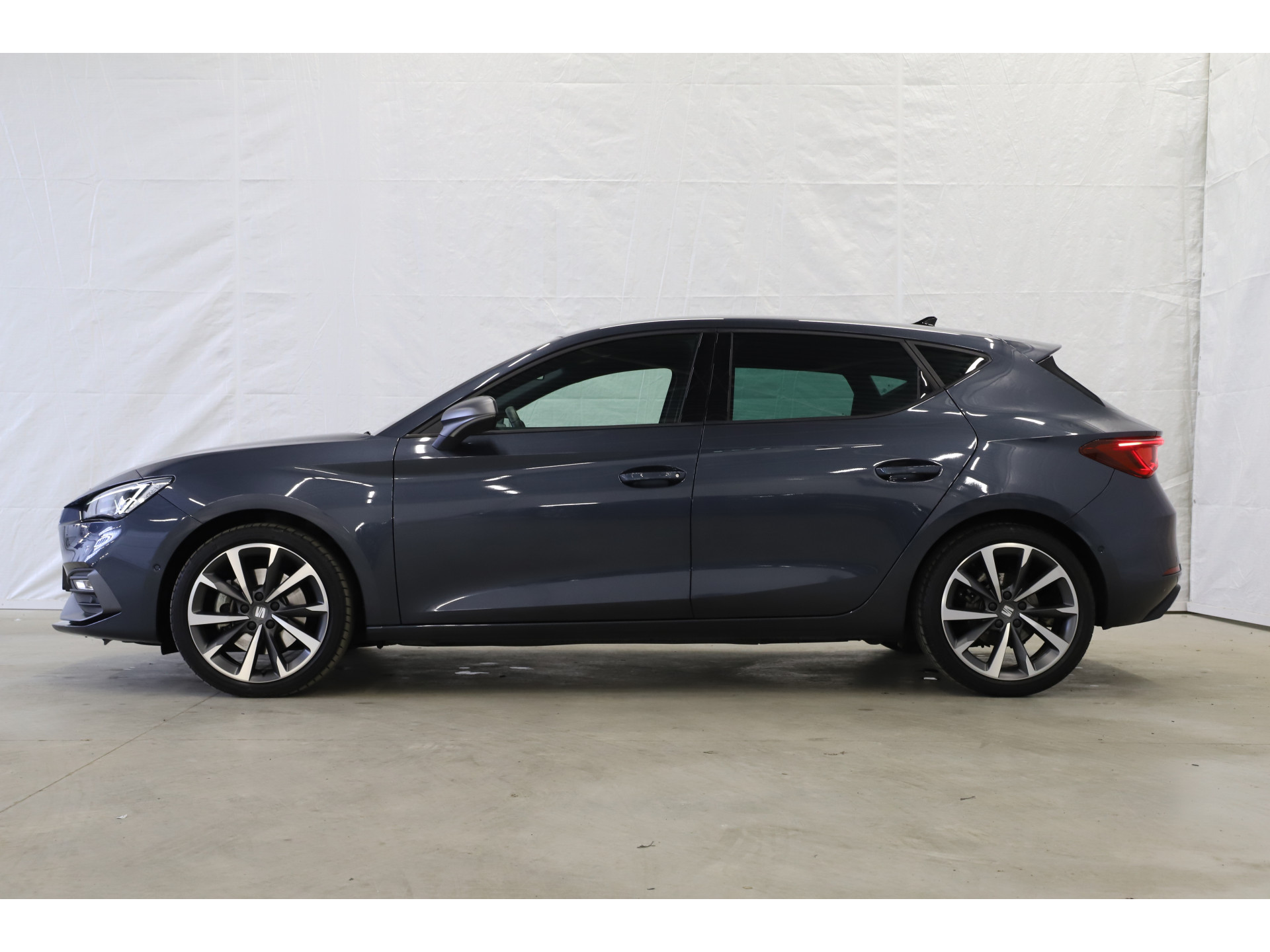 SEAT - Leon 1.5 eTSI 150pk DSG FR Business Intense - 2021