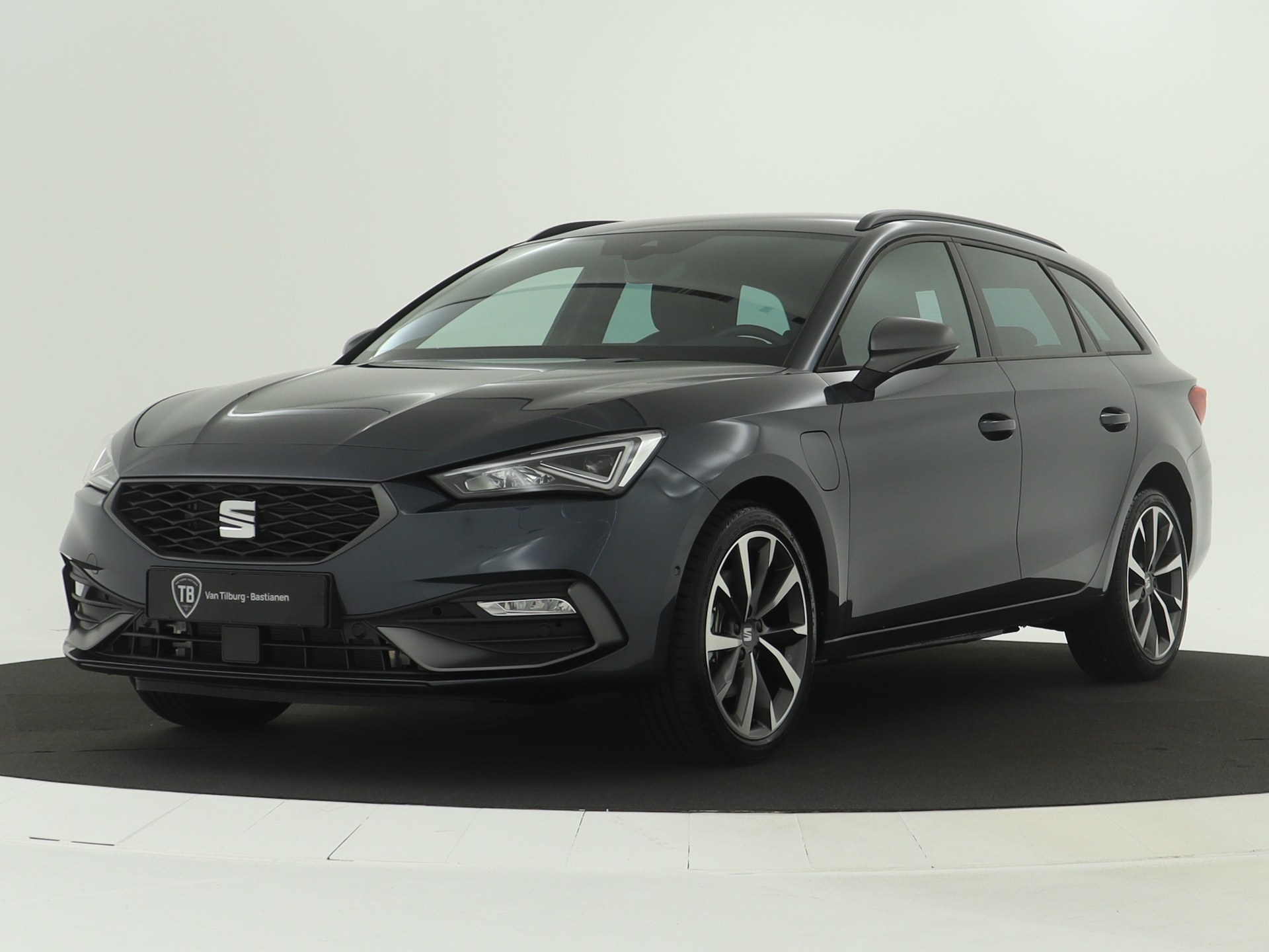 SEAT - Leon Sportstourer 1.4 TSI eHybrid 204 6DSG FR PHEV Business Intense - 2024