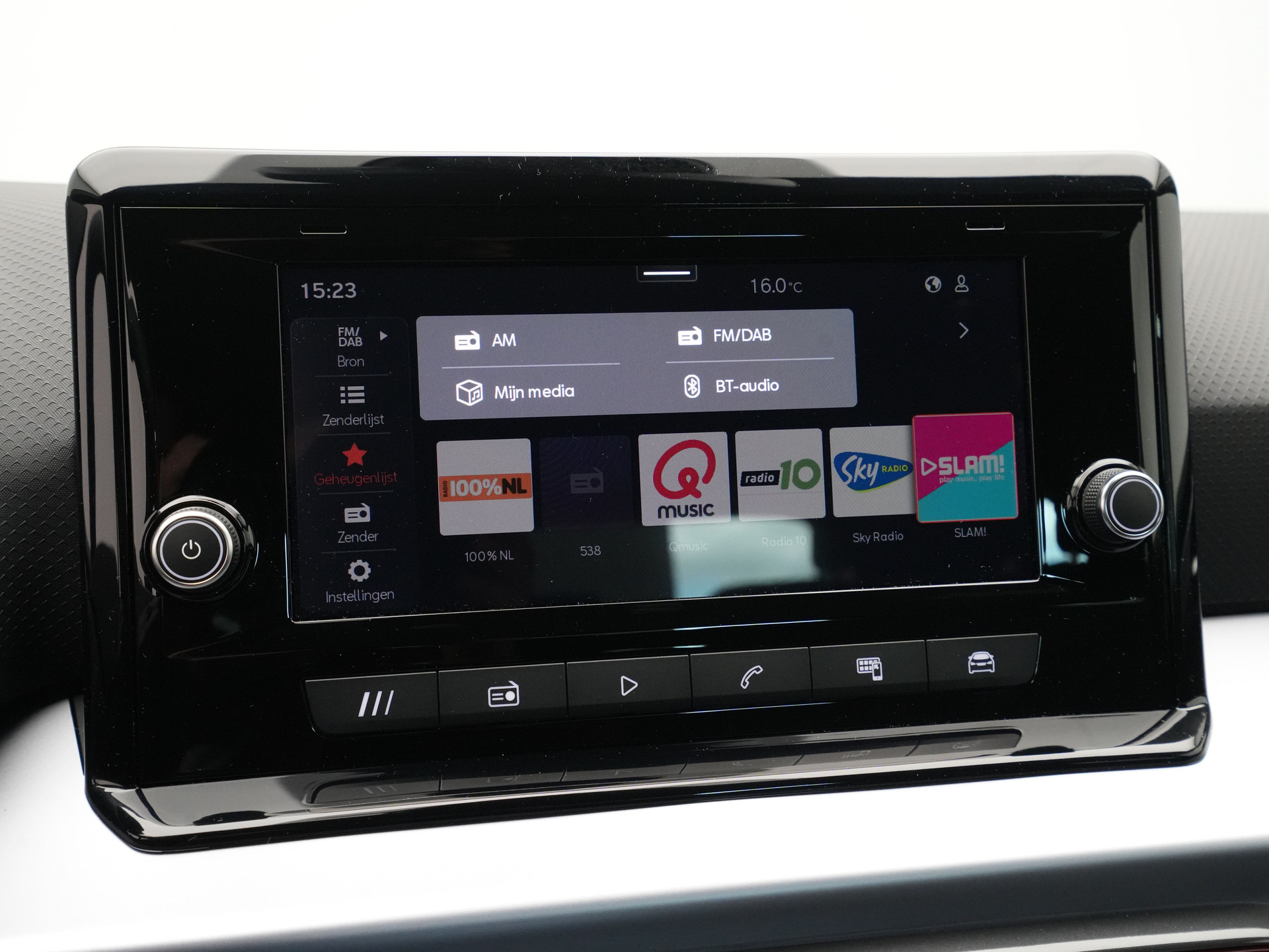 SEAT - Ibiza FR Business Connect - 2025