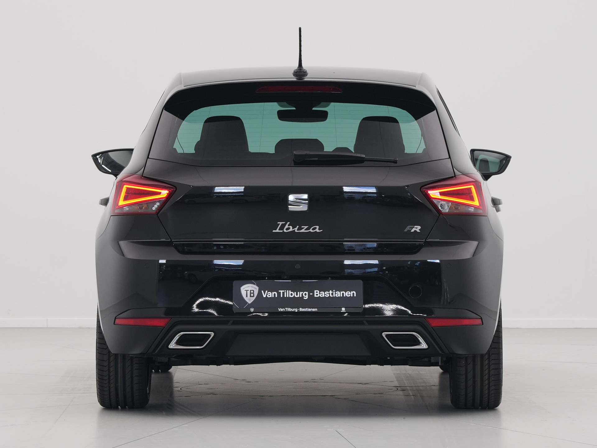 SEAT - Ibiza FR Business Connect - 2025