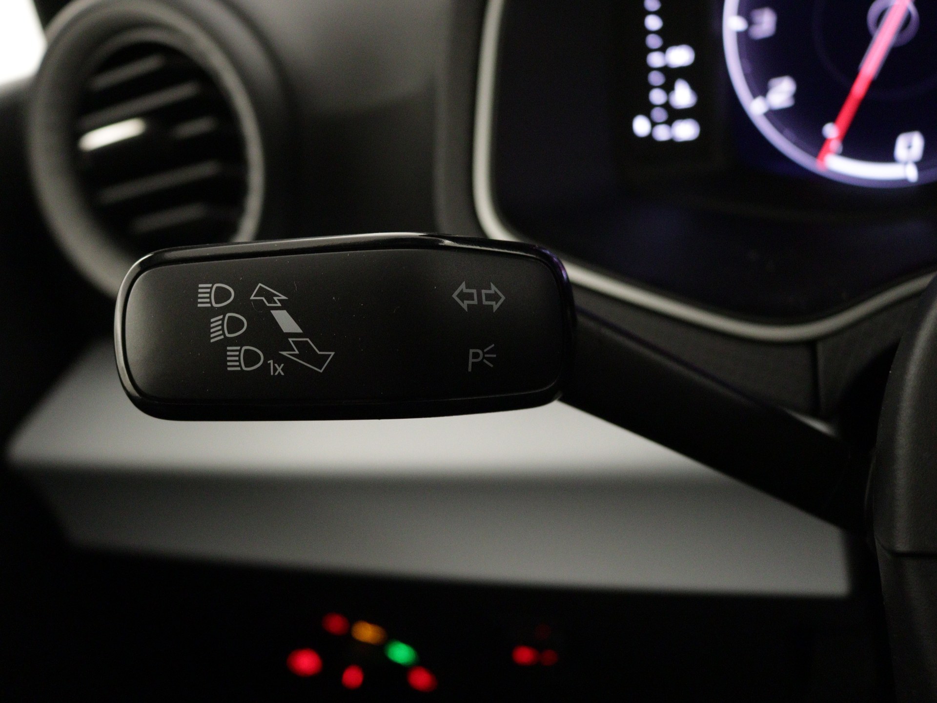 SEAT - Ibiza Style Business Connect - 2025