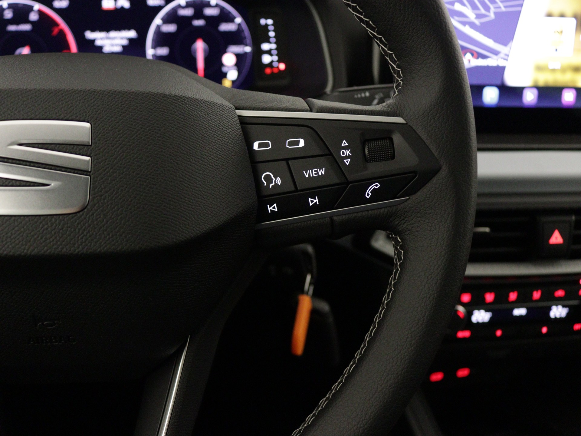 SEAT - Ibiza Style Business Connect - 2025