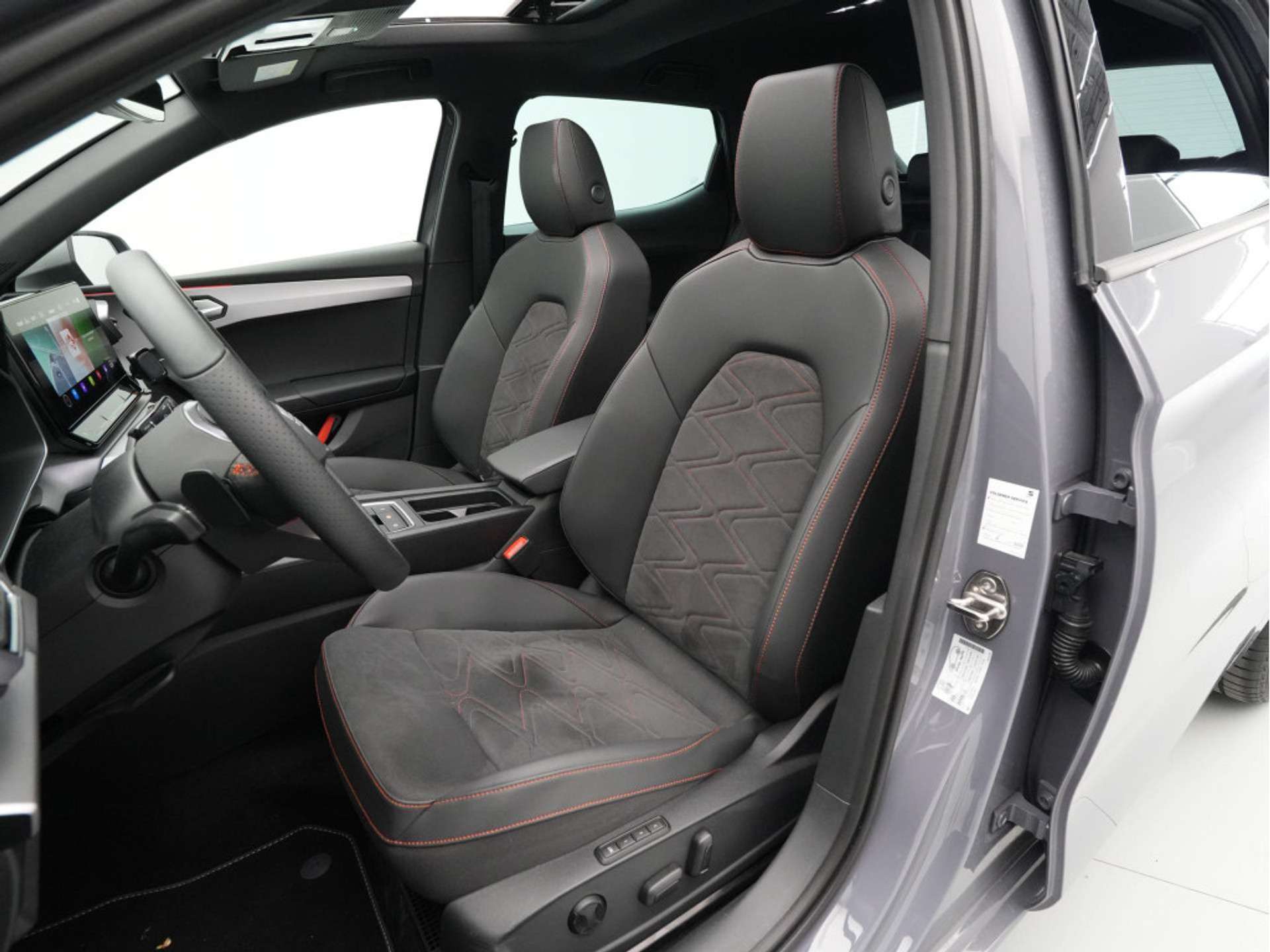 SEAT - Leon 1.0 eTSI FR Business Intense - 2024