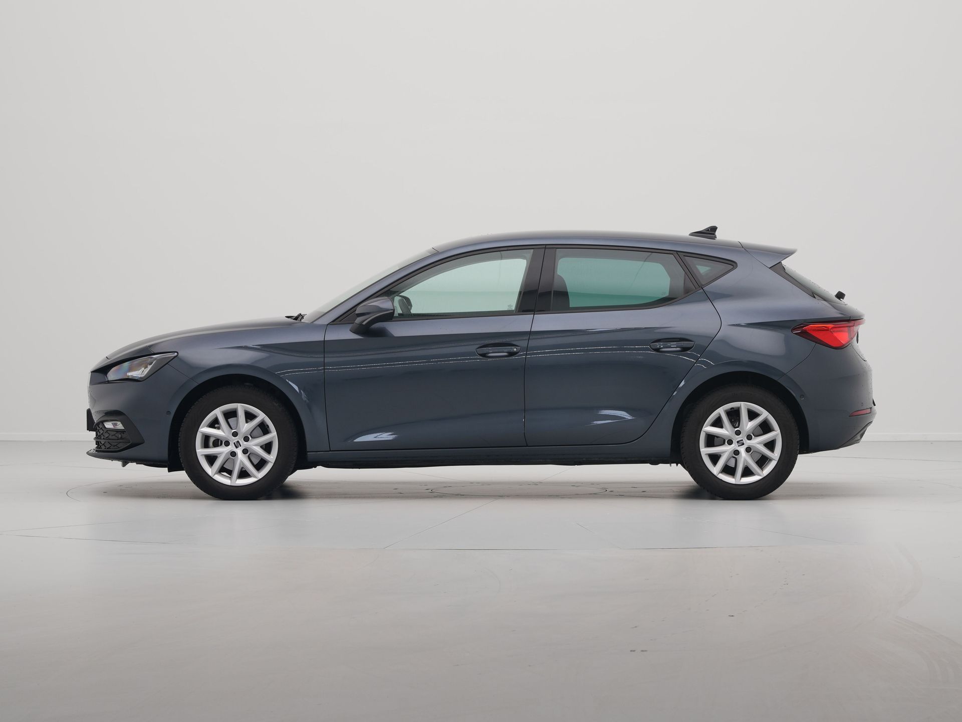 SEAT - Leon 1.0 TSI 110pk Style Business Intense - 2023