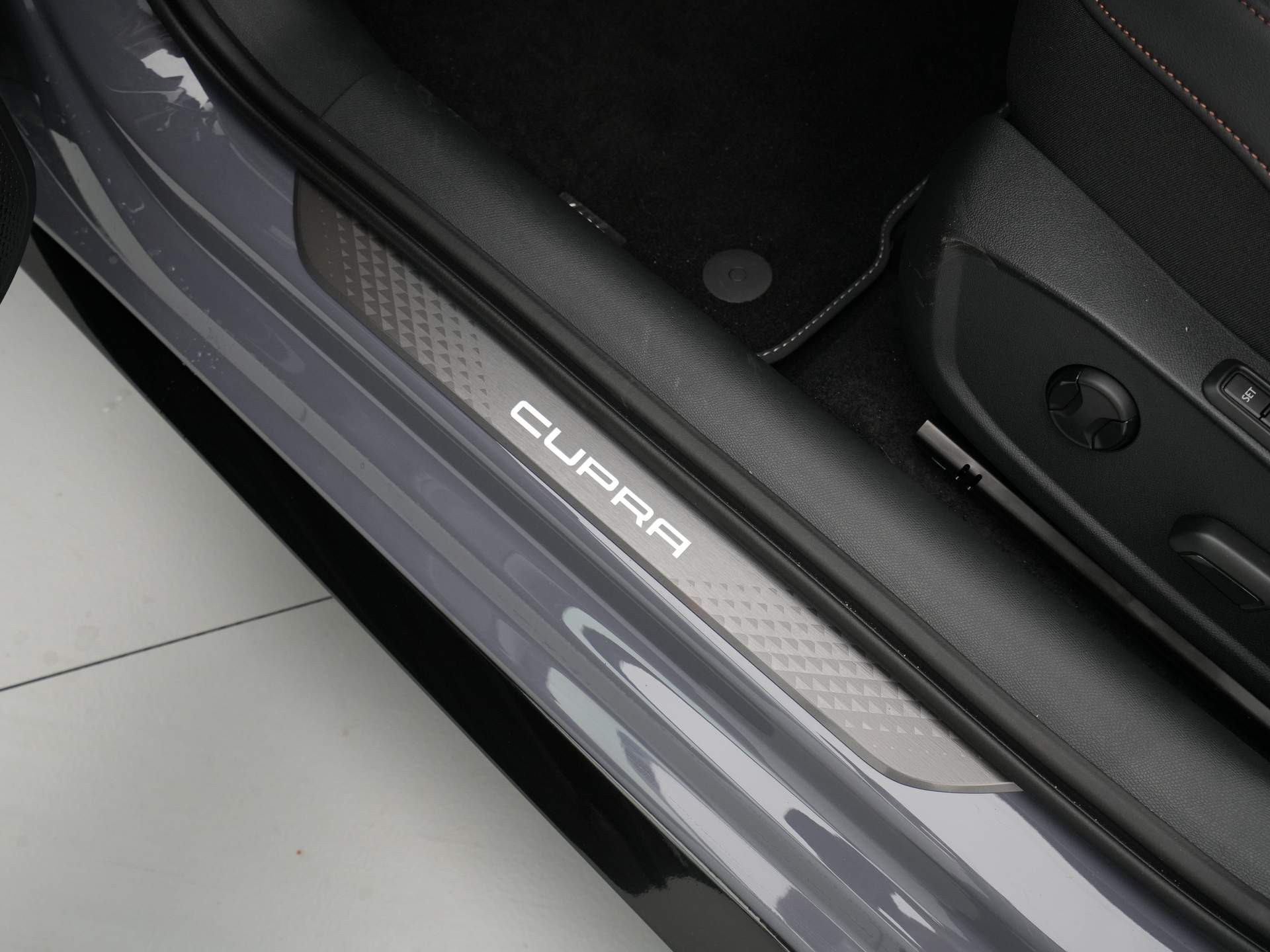 CUPRA - Leon Sportstourer 1.5 TSI e-Hybrid Business - 2025