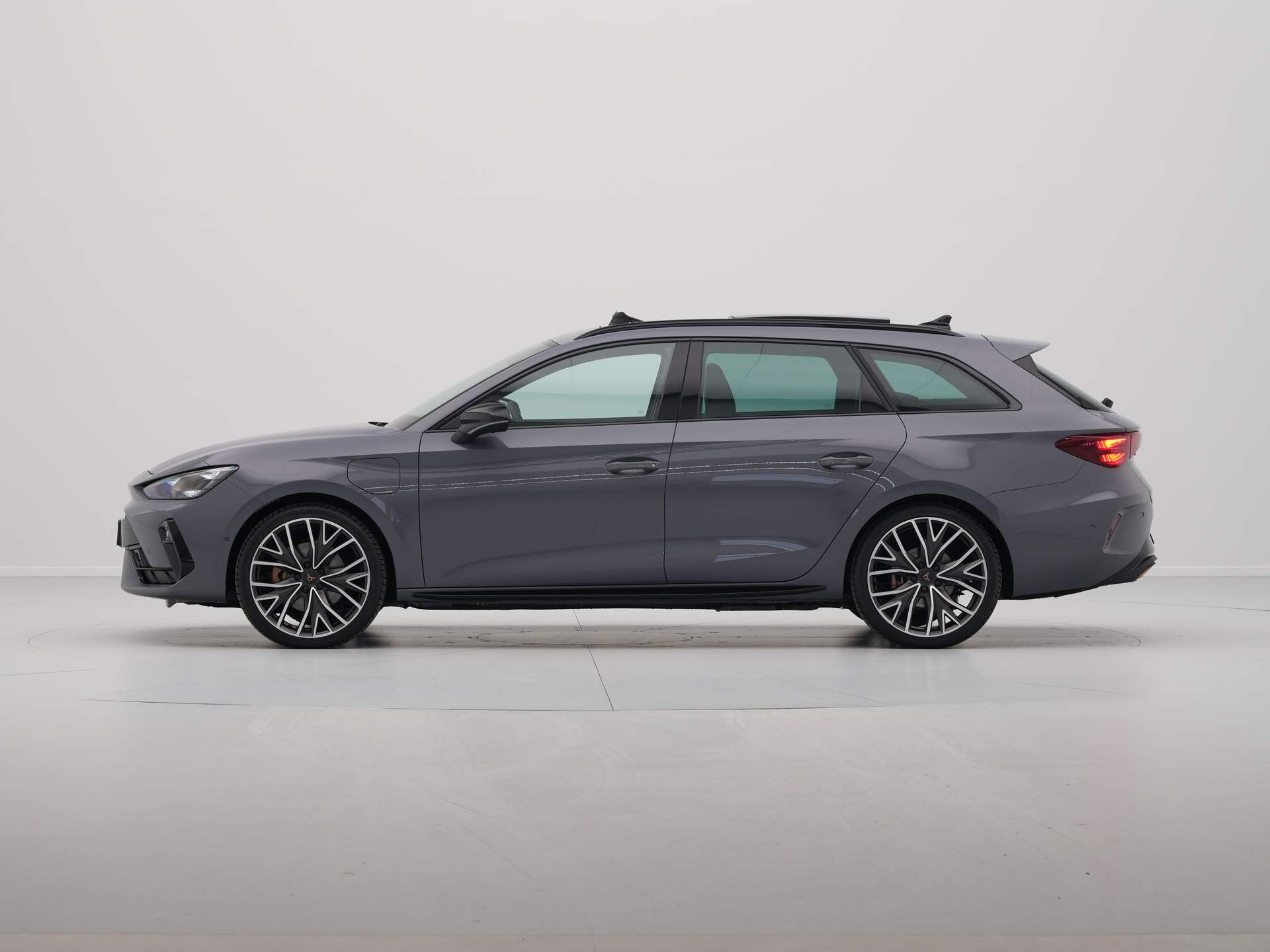 CUPRA - Leon Sportstourer 1.5 TSI e-Hybrid Business - 2025