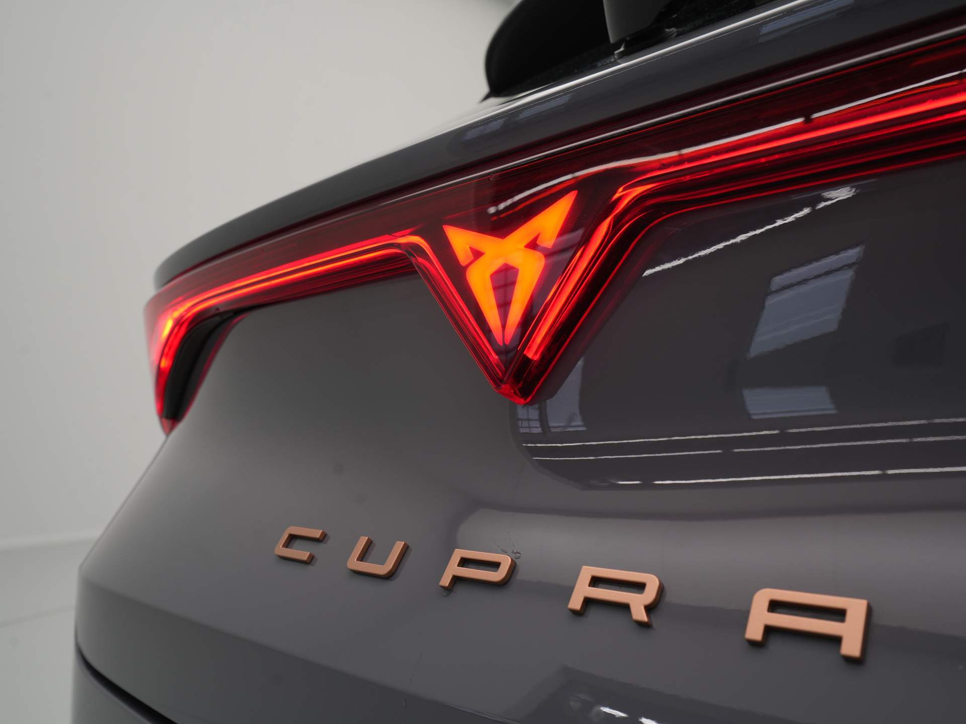 CUPRA - Leon Sportstourer 1.5 TSI e-Hybrid Business - 2025