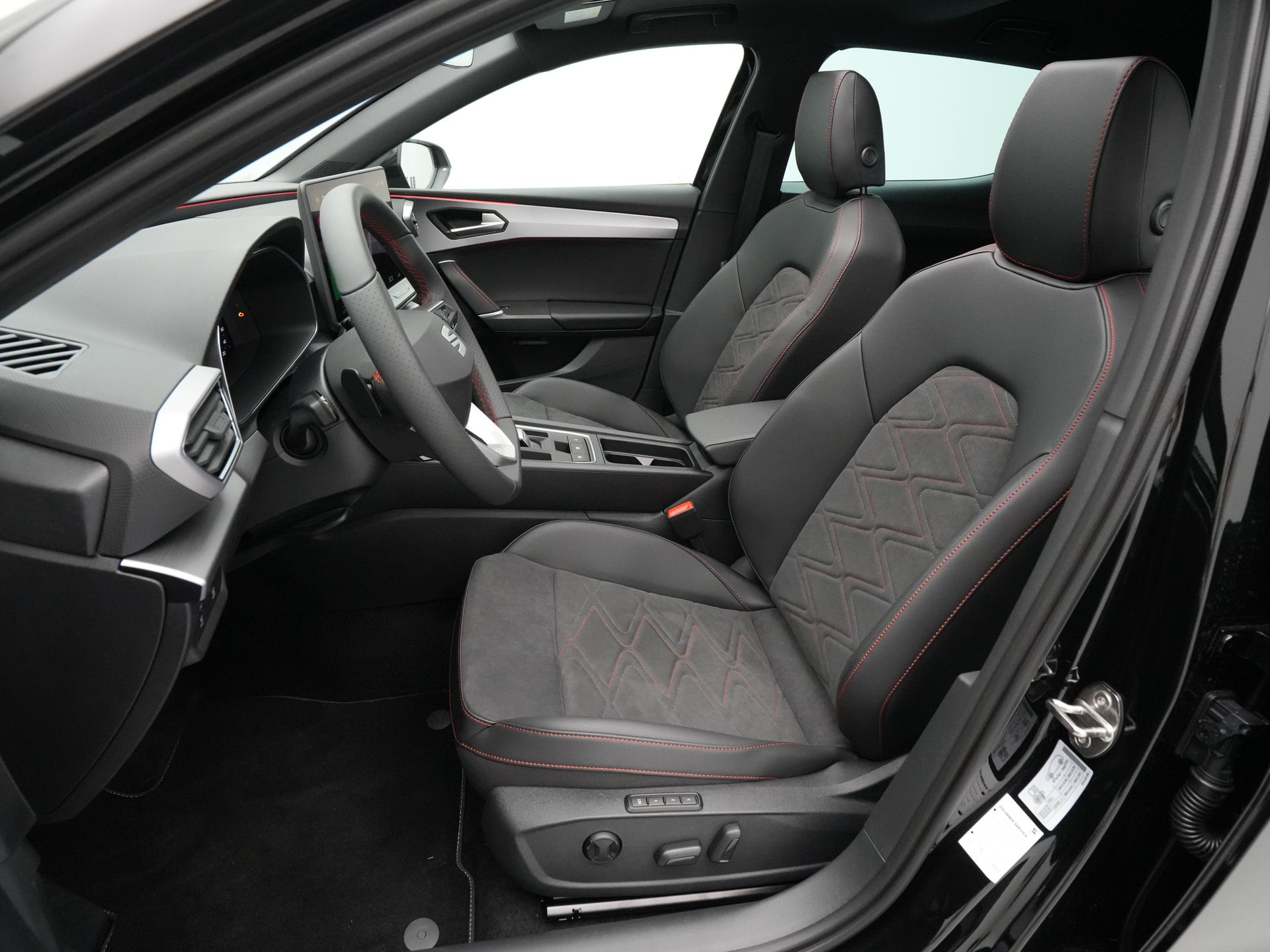 SEAT - Leon 1.5 TSI e-Hybrid FR Business - 2025