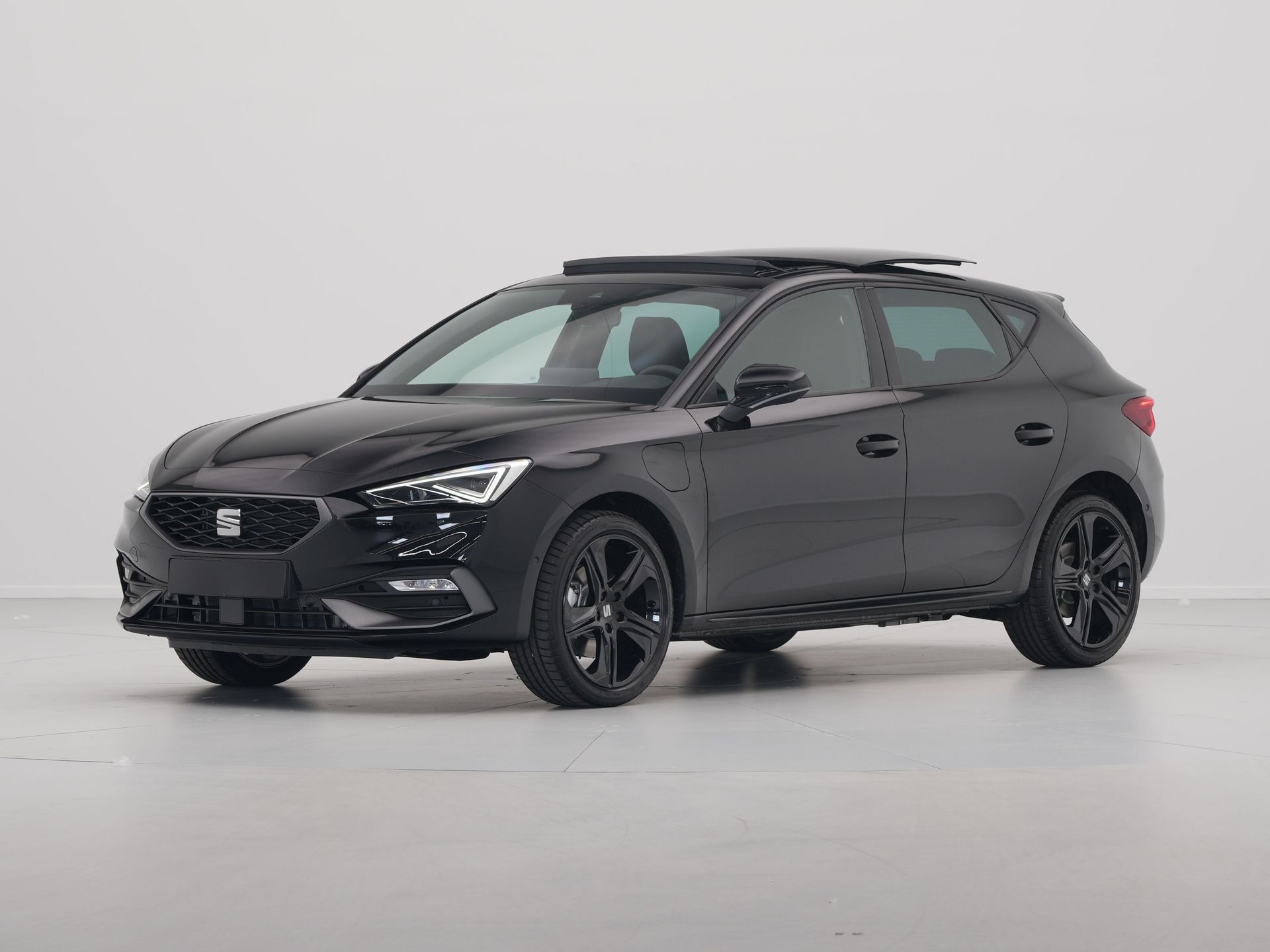 SEAT - Leon 1.5 TSI e-Hybrid FR Business - 2025
